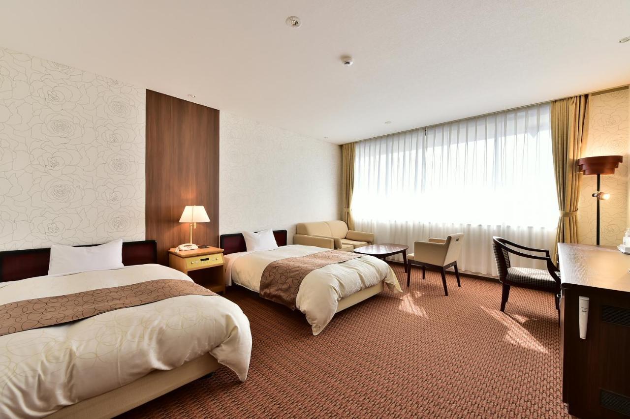Готель Kkr Kyoto Kuniso Екстер'єр фото