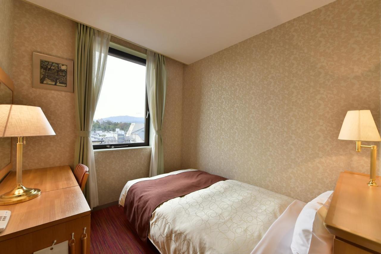 Готель Kkr Kyoto Kuniso Екстер'єр фото