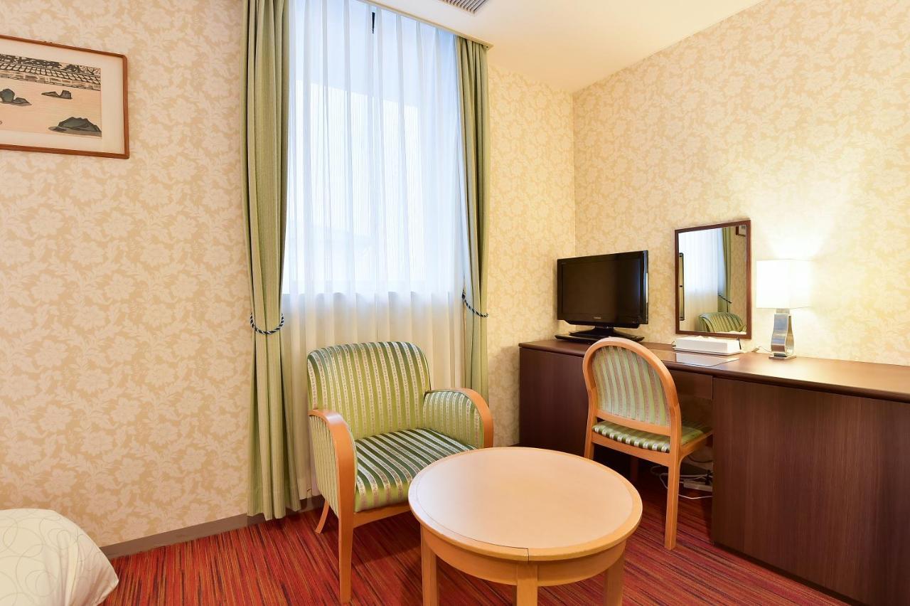 Готель Kkr Kyoto Kuniso Екстер'єр фото
